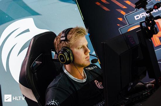 DOTA2 TI14 第二日精彩赛况回顾与分析